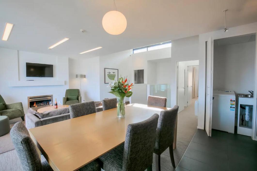Panorama Terrace Apartments - Element Escapes Queenstown Room photo