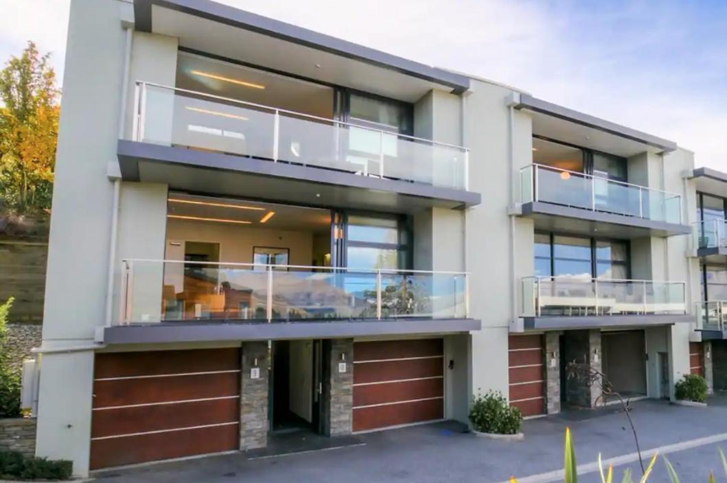 Panorama Terrace Apartments - Element Escapes Queenstown Room photo